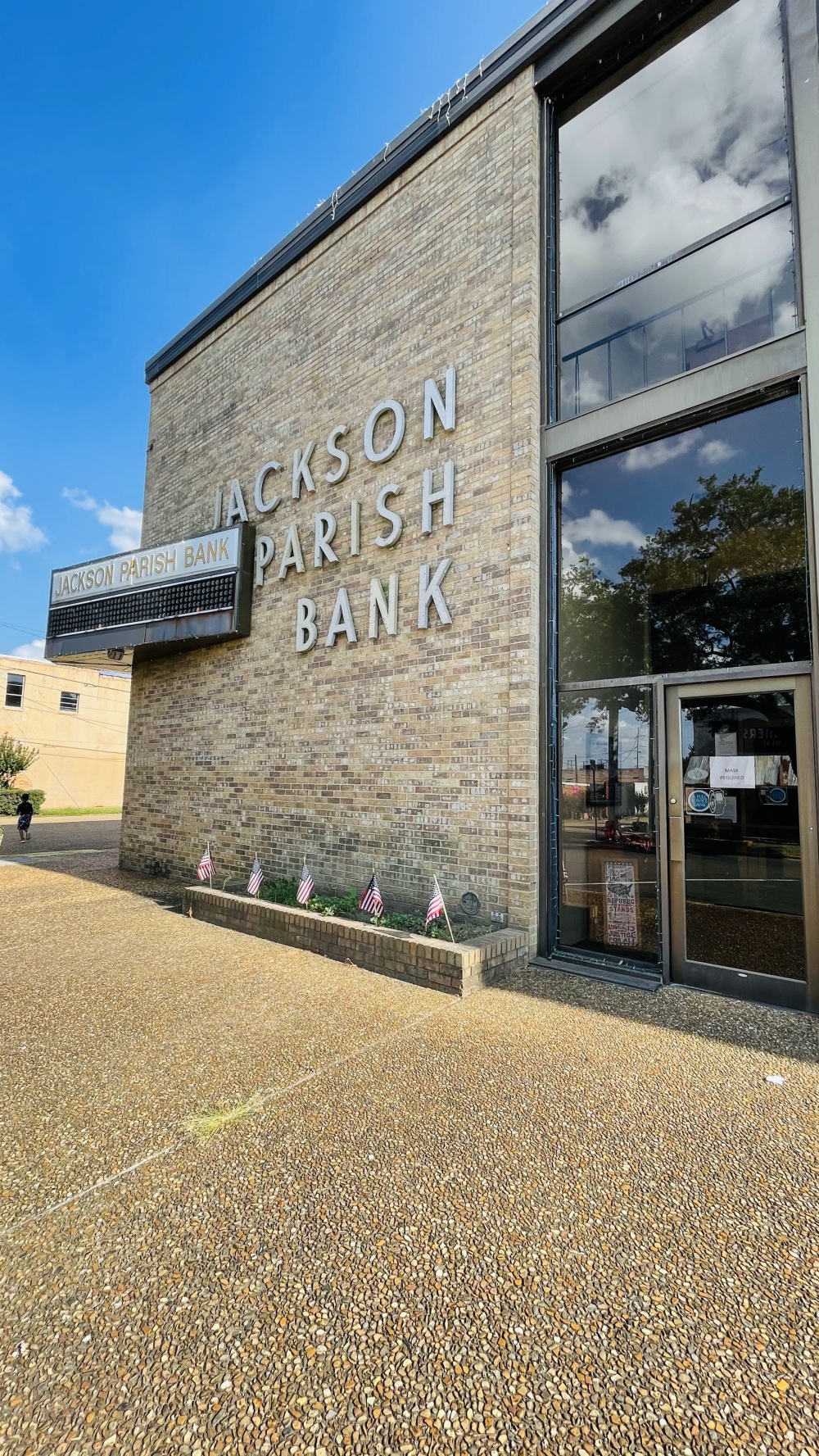 Jackson Parish Bank 01