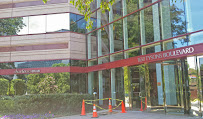 Charles Schwab 01