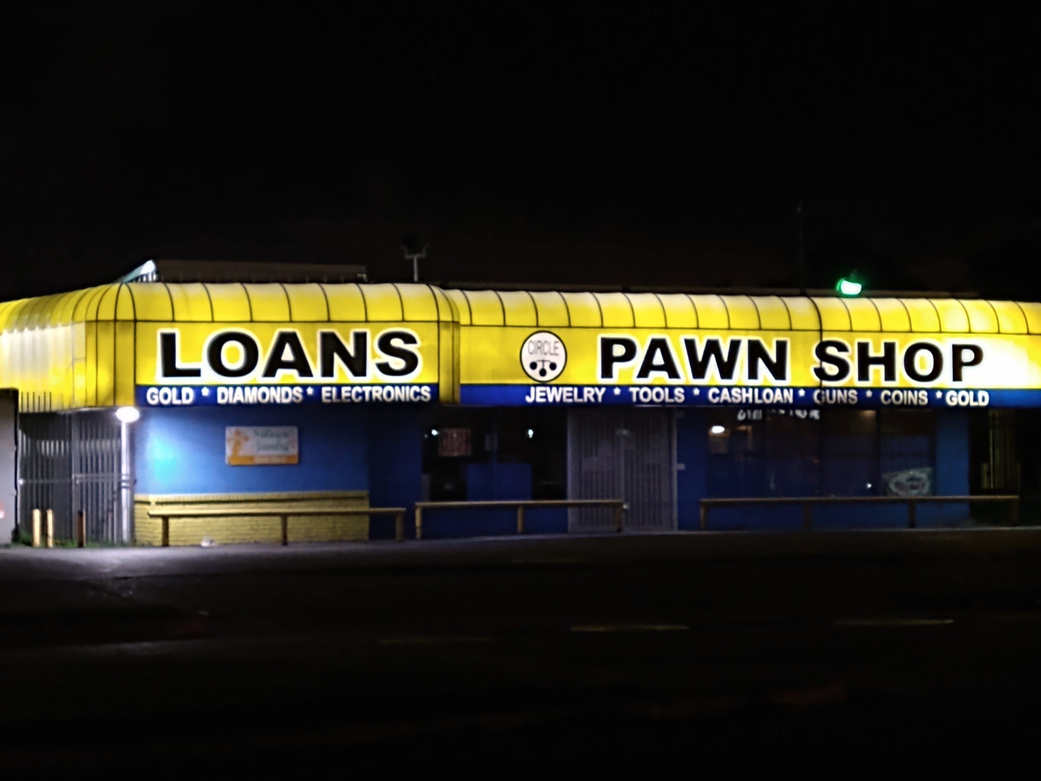 CirclePawnShop#6 01