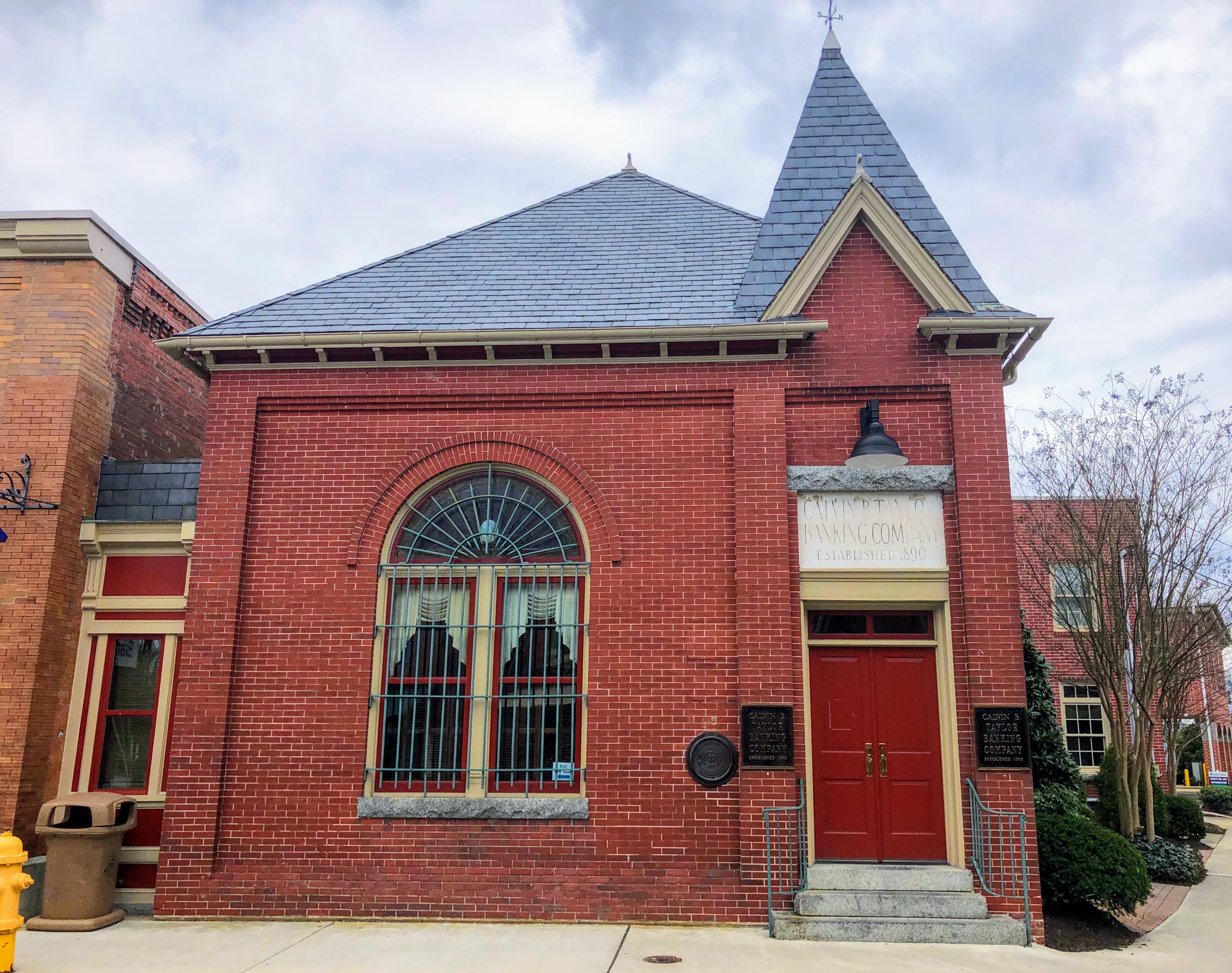 Taylor Bank 01