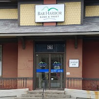 Bar Harbor Bank & Trust 02