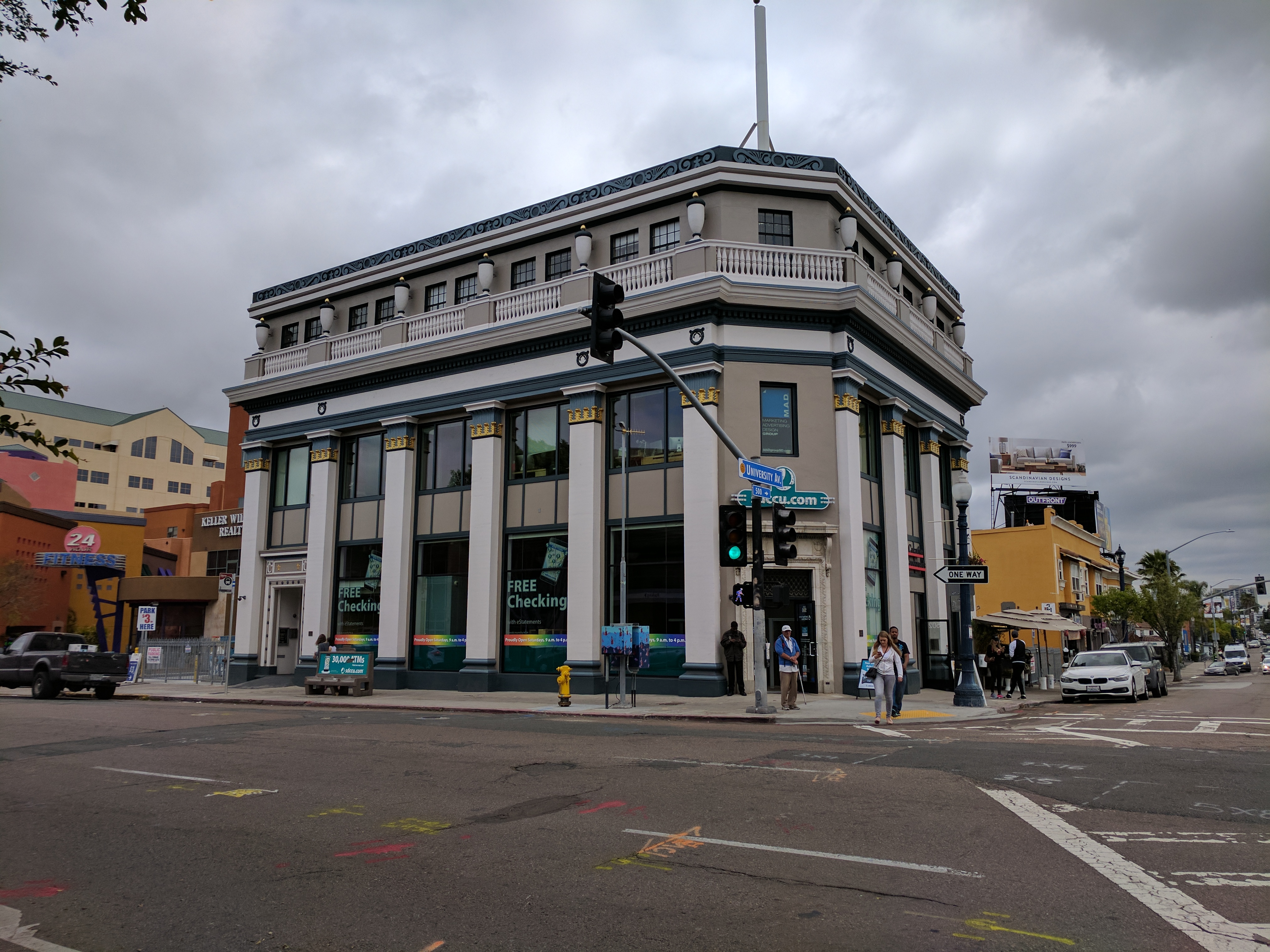 SDCCU Hillcrest Branch 01