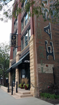 Pinnacle Bank 04