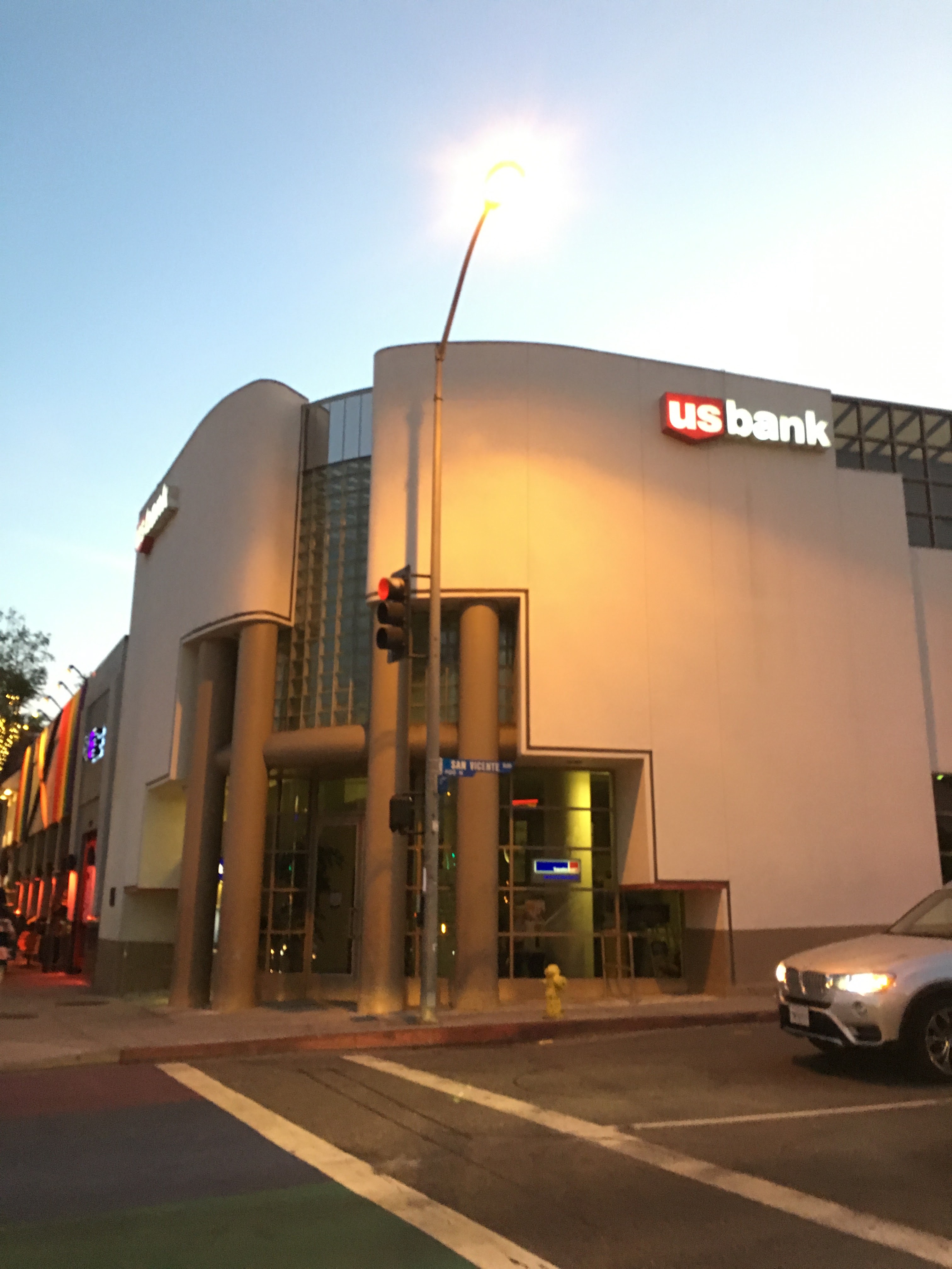 U.S. Bank ATM - West Hollywood 01