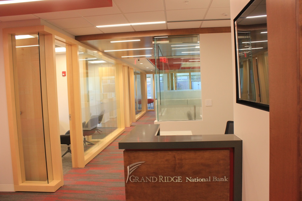 Grand Ridge National Bank 01