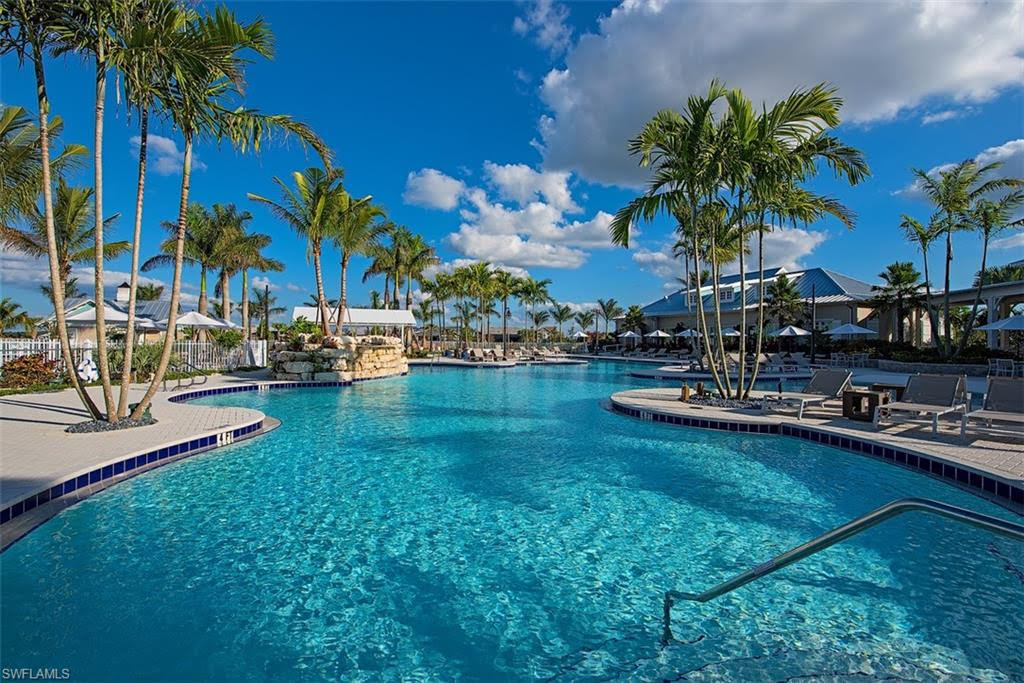Pamela Keyes Naples FL Realtor 01