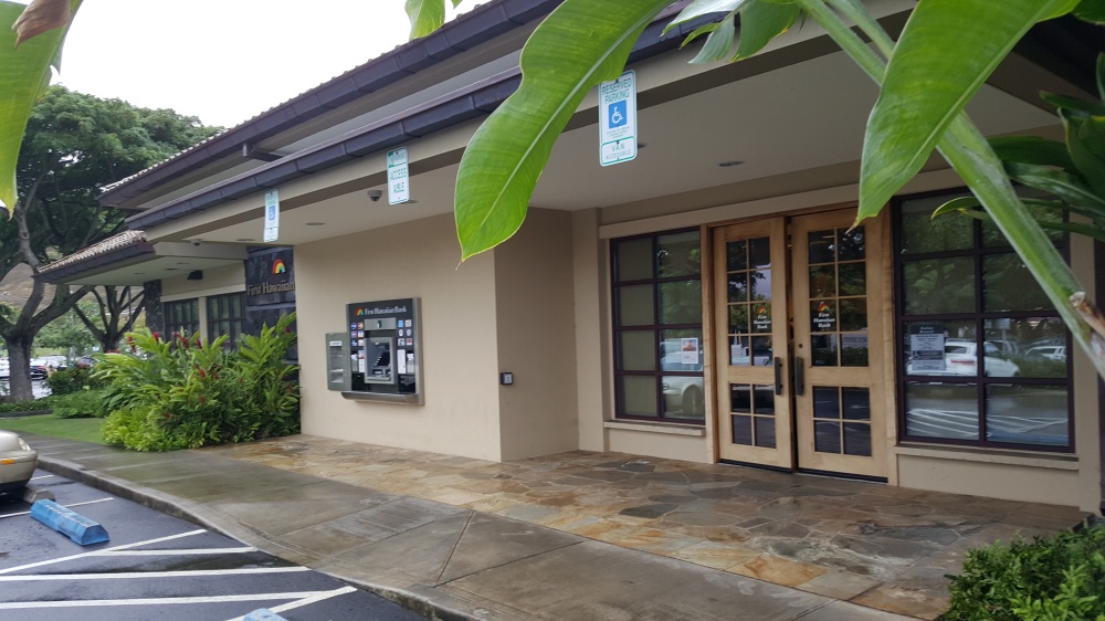 First Hawaiian Bank Kailua Branch 01