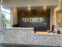 CENTURY 21 Four Corners Realty 04