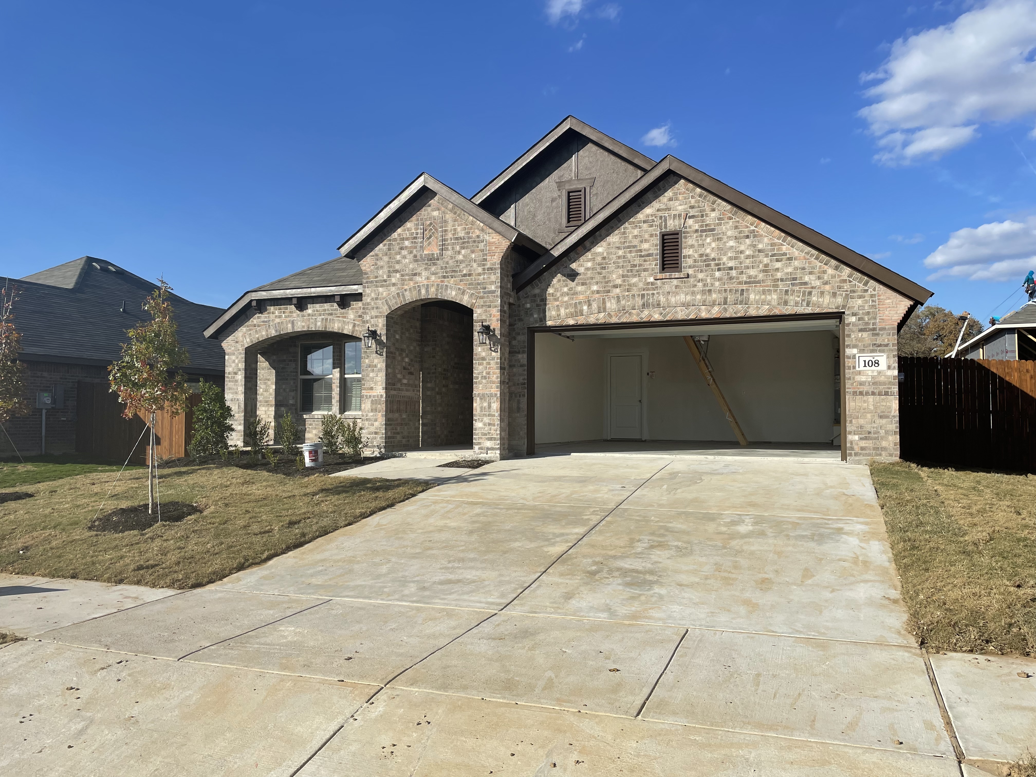Courtney Holly - Gateway Mortgage 01