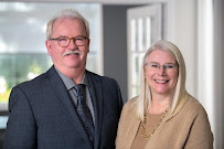 MacIntyre & Cowen RE/MAX Real Estate Professionals 01