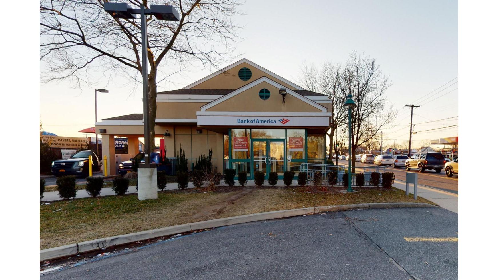 Bank of America (with Drive-thru ATM) 01