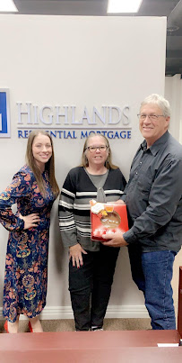 Lynsey Camp - Mortgage Loan Originator - Highlands Residential Mortgage LTD 02