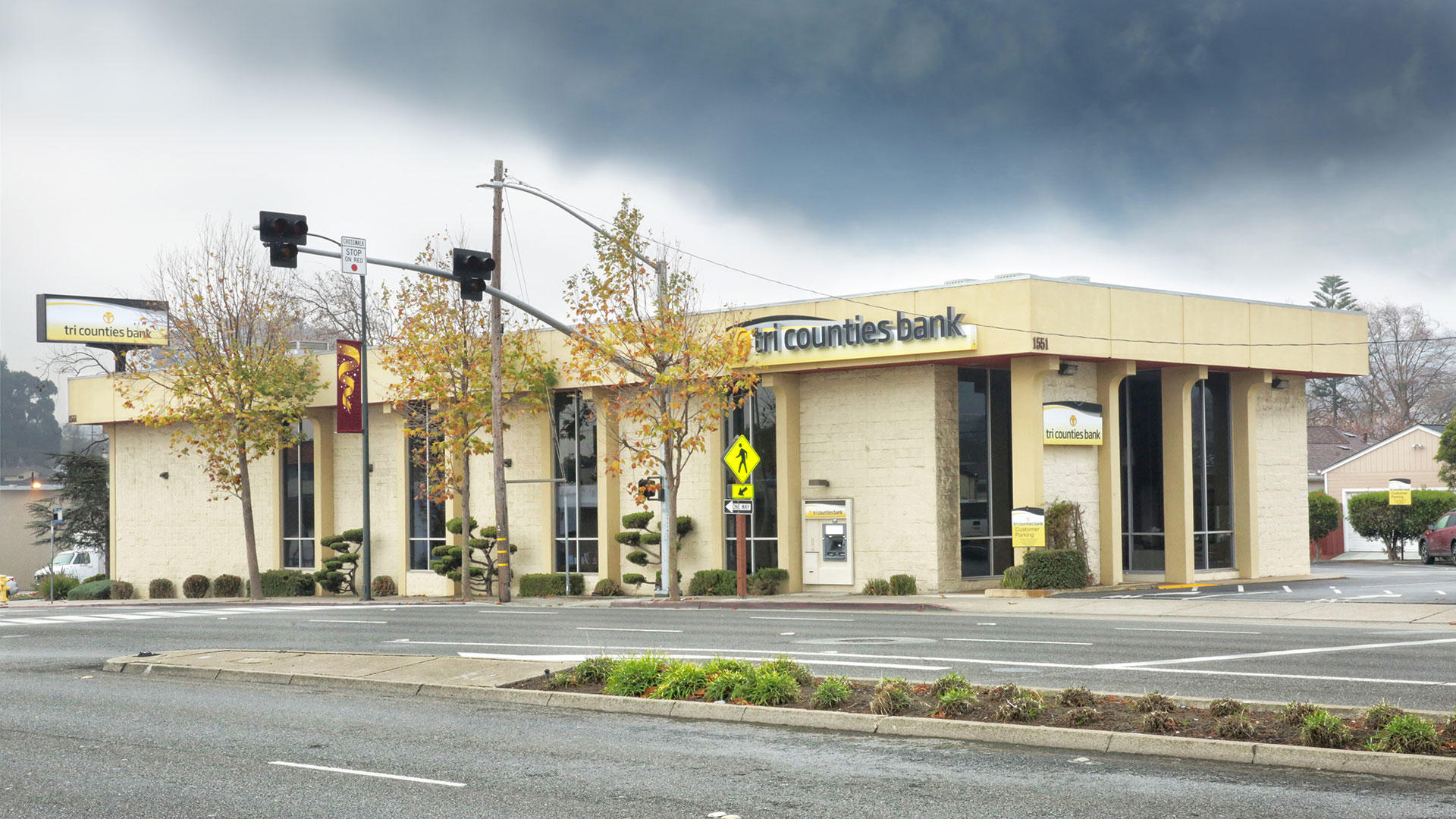 Tri Counties Bank 01