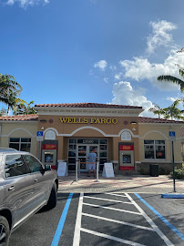 Wells Fargo Bank 02