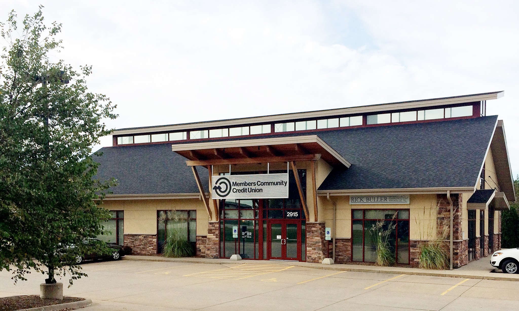Members Community Credit Union 01