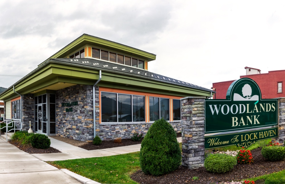 Woodlands Bank 01