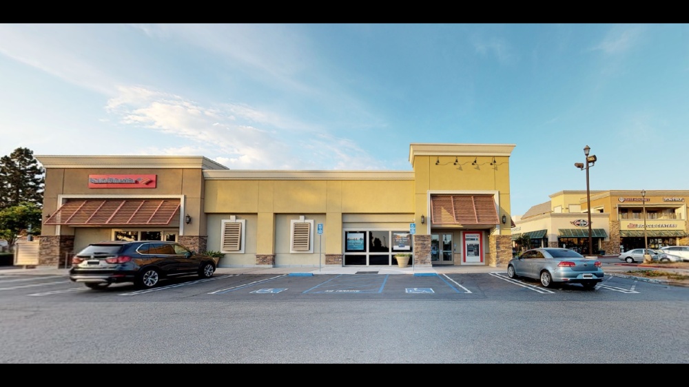 Bank of America (with Drive-thru ATM) 01