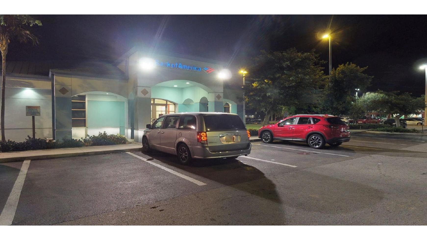 Bank of America (with Drive-thru services) 01