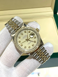 BJ's Jewelry & Loan Covington 03