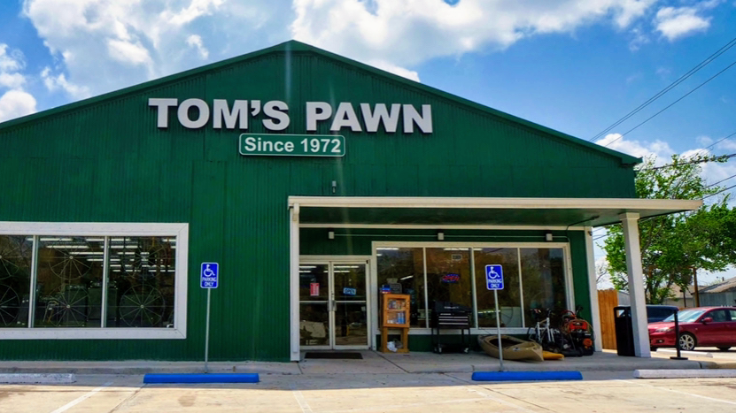 Tom's Pawn Shop 01
