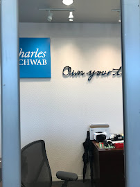 Charles Schwab 03