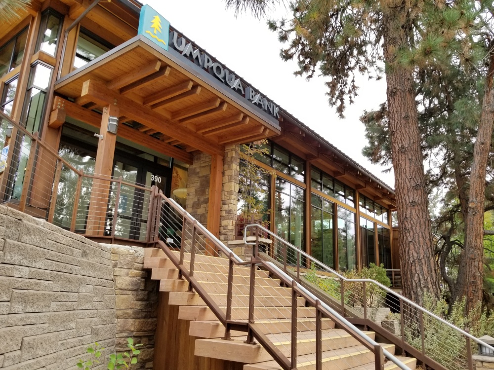 Umpqua Bank 01