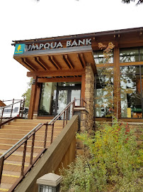 Umpqua Bank 04