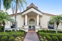 Lake Tivoli Apartments 01