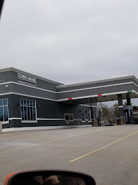 Town Bank 04