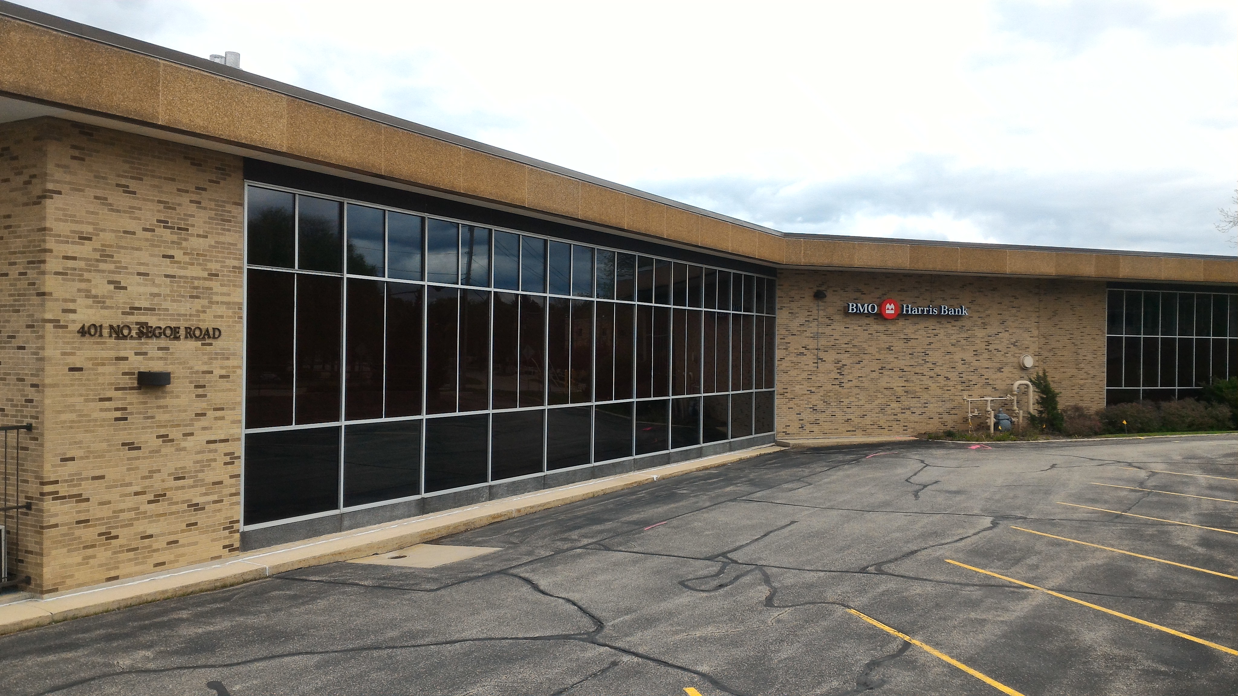 BMO Harris Bank 01