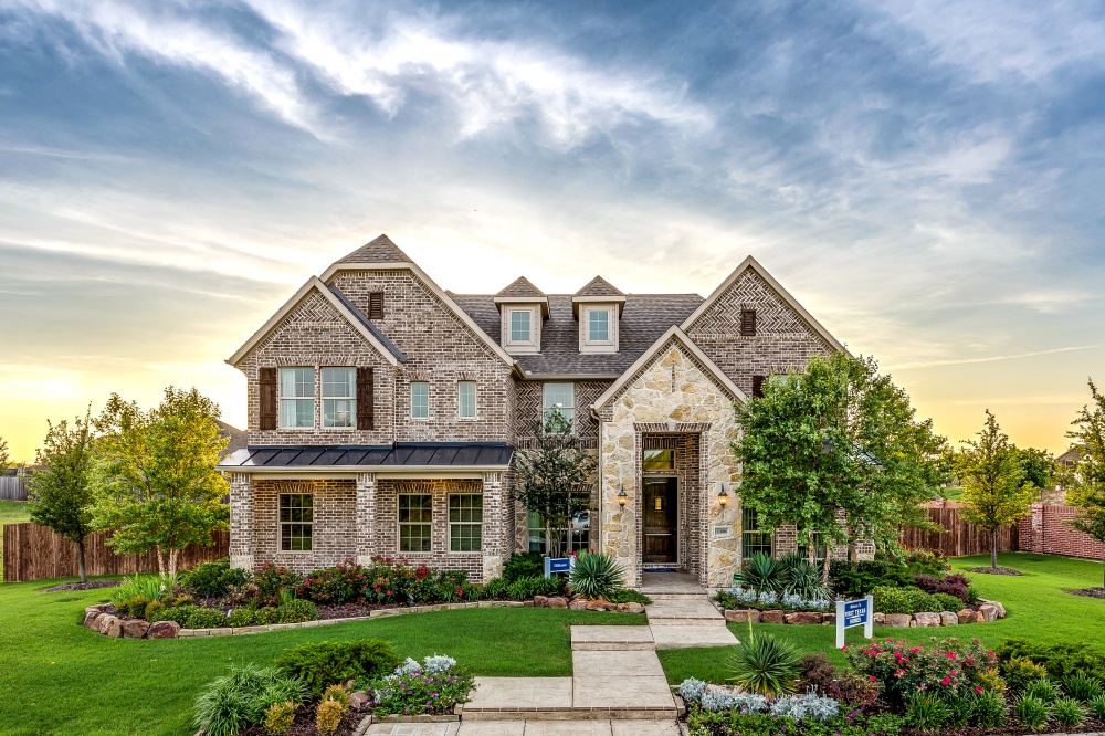 First Texas Homes - Woods of Red Oak 01