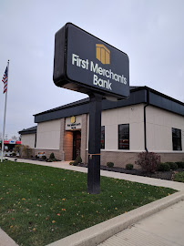 First Merchants Bank 02