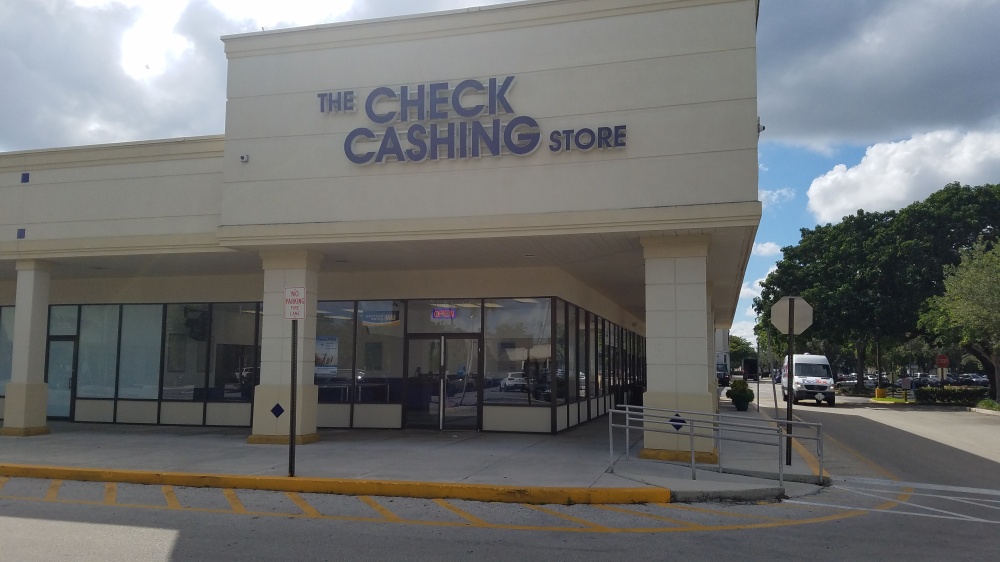 The Check Cashing Store 01