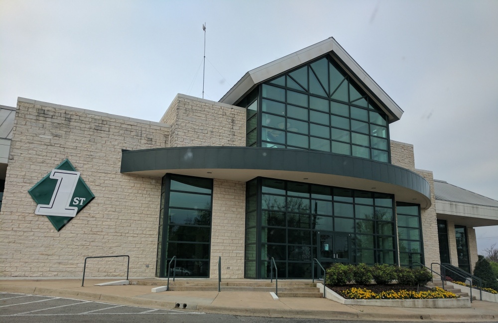 First Federal Community Bank, SSB 01
