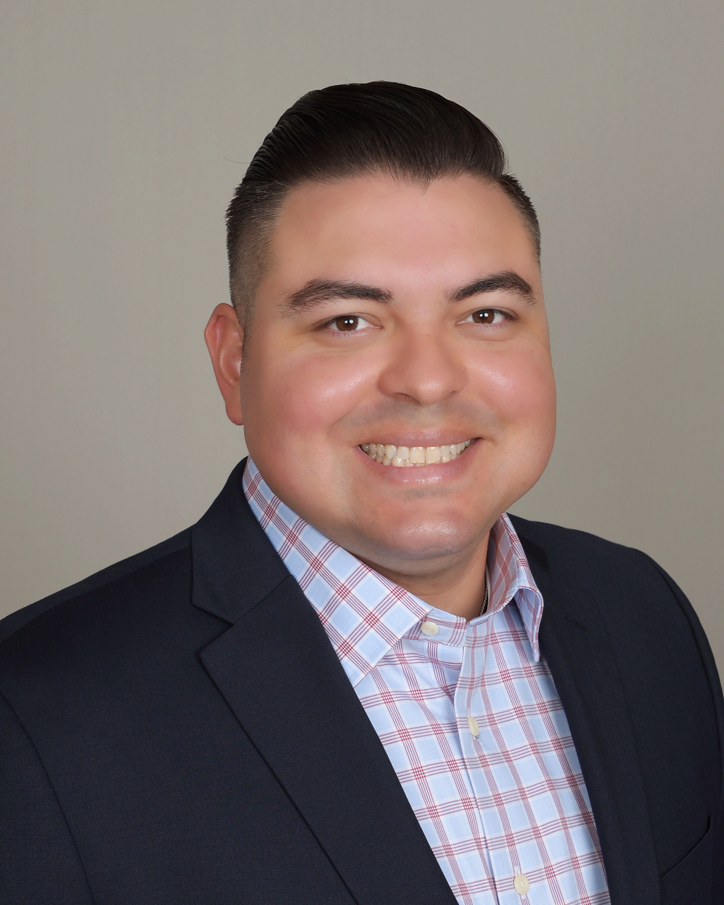 Ubaldo Robles, NMLS: 16428O3 01