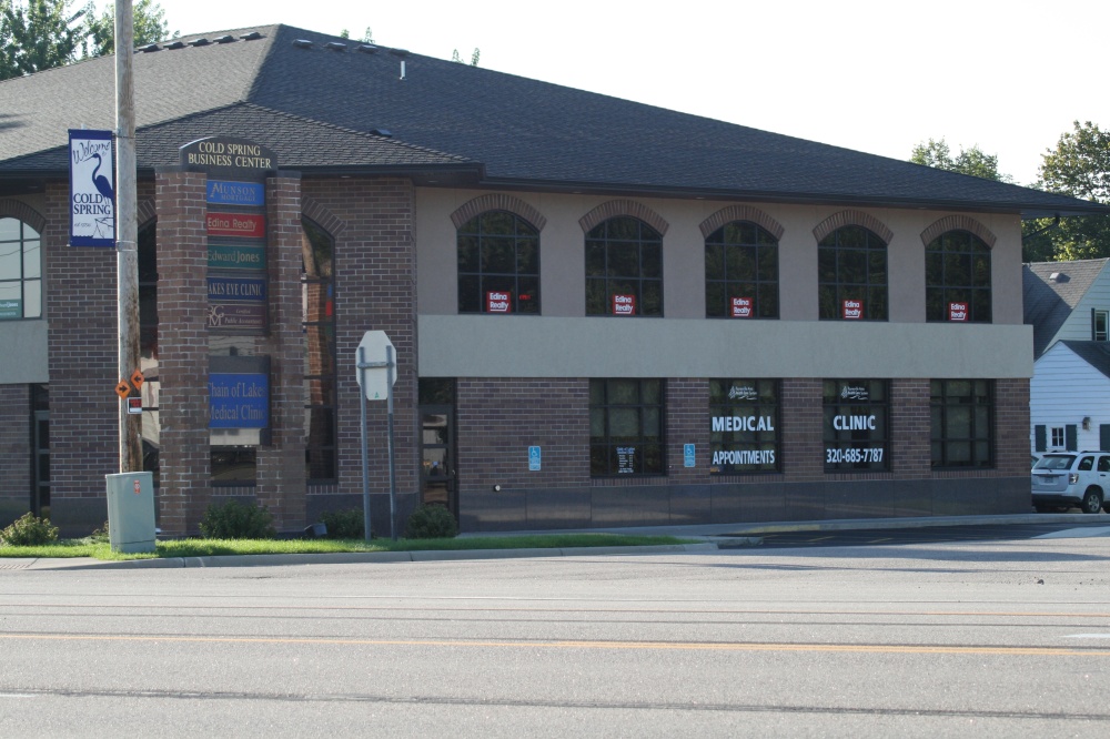 Edina Realty 01