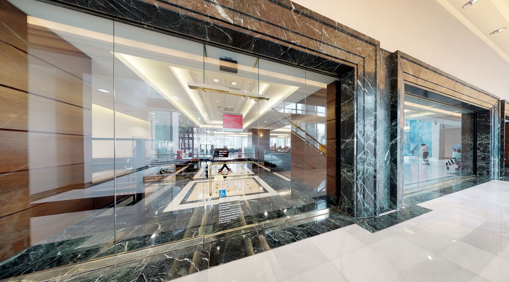 Bank of America Financial Center 01