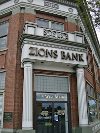 Zions Bank Vernal 02