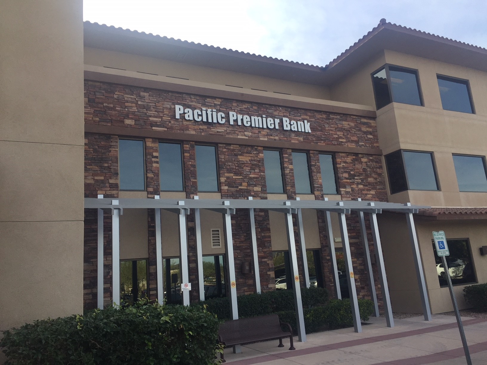 Pacific Premier Bank 01