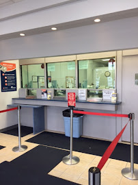 Currency Exchange/Auto License 03