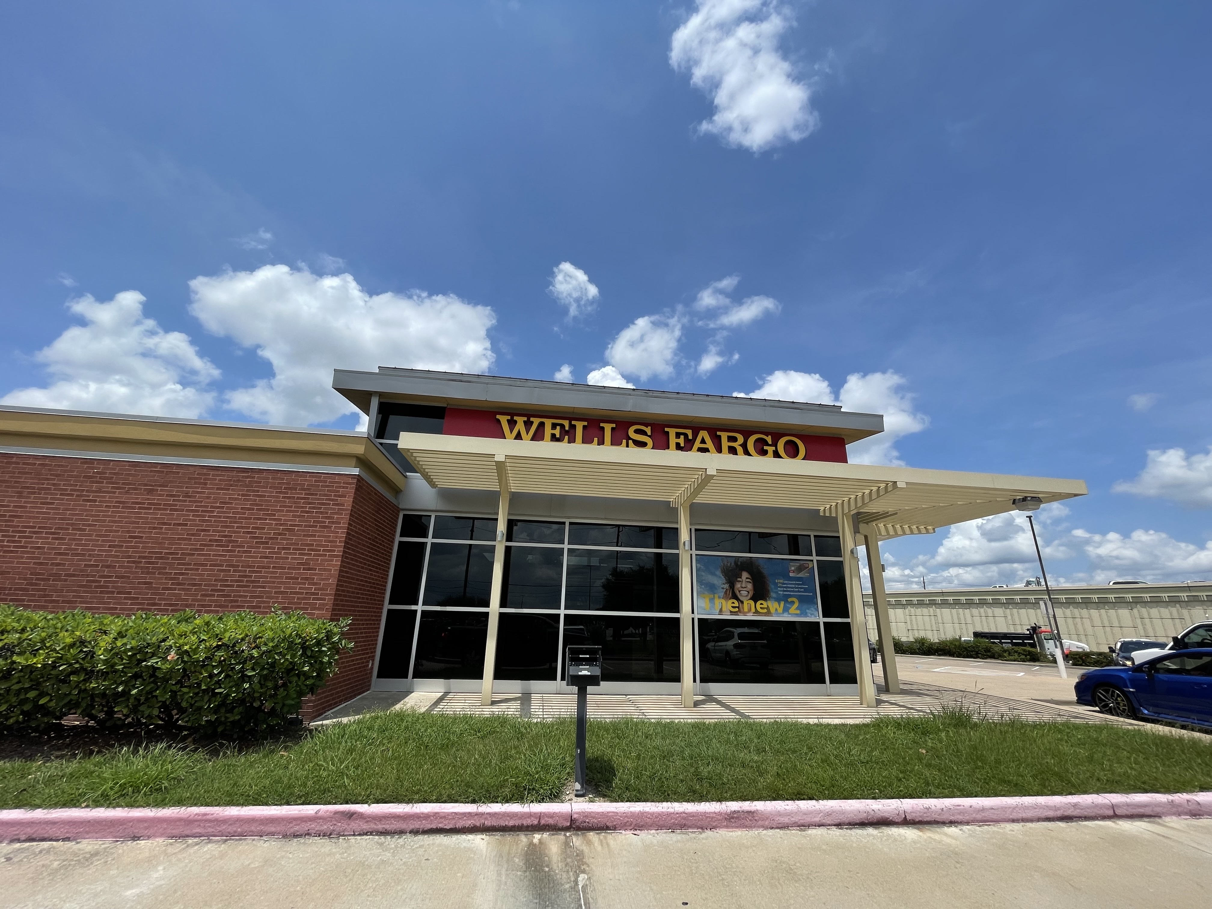Wells Fargo Bank 01