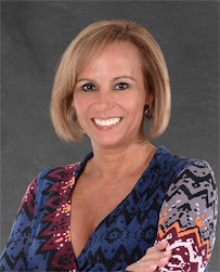 Sharyn DiCarlo at CrossCountry Mortgage, LLC 02