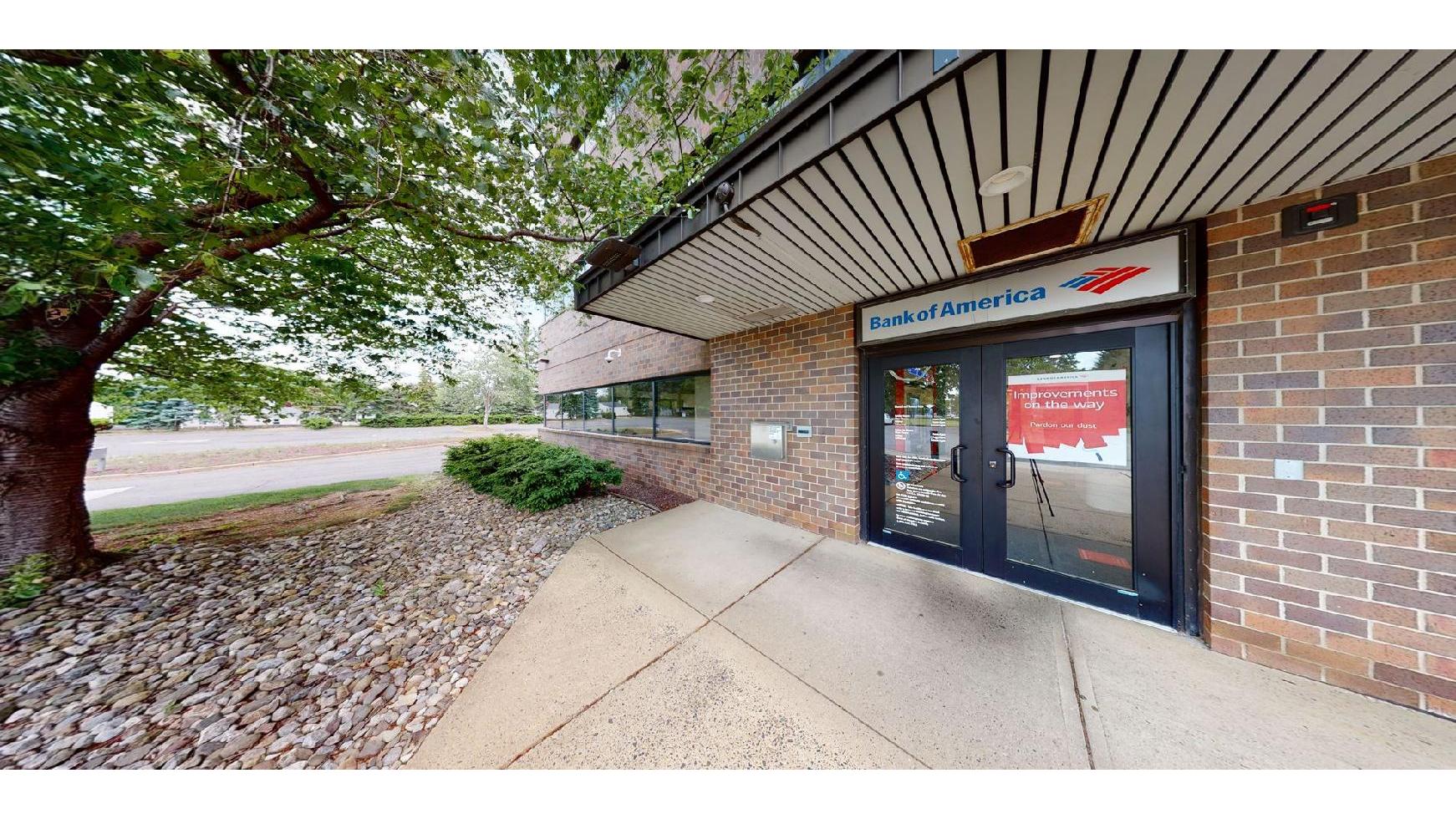 Bank of America (with Drive-thru services) 01