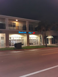 Bank of America (with Drive-thru services) 03
