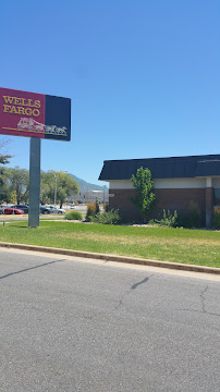 Wells Fargo Bank 02