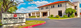 Broadway Bank - Fort Sam Houston Financial Center 01