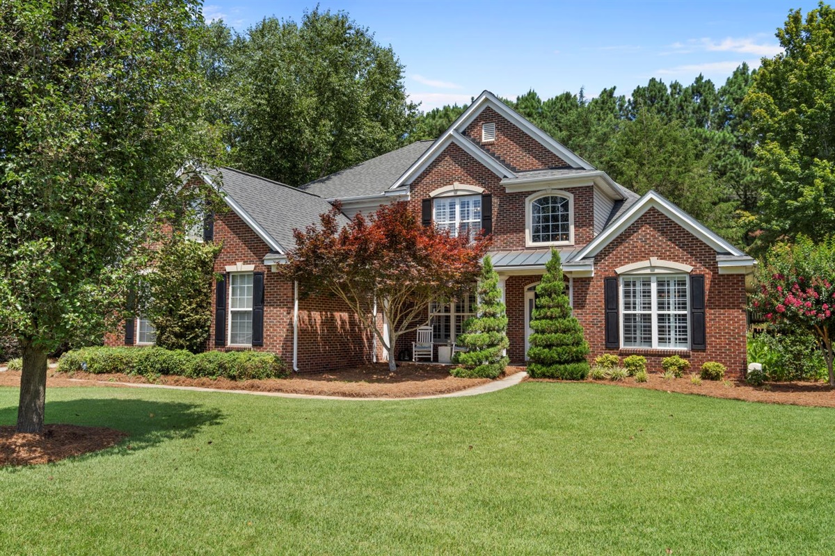 Pamela Jobe / Blakely Real Estate 01