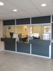 The Money Stop Center 03