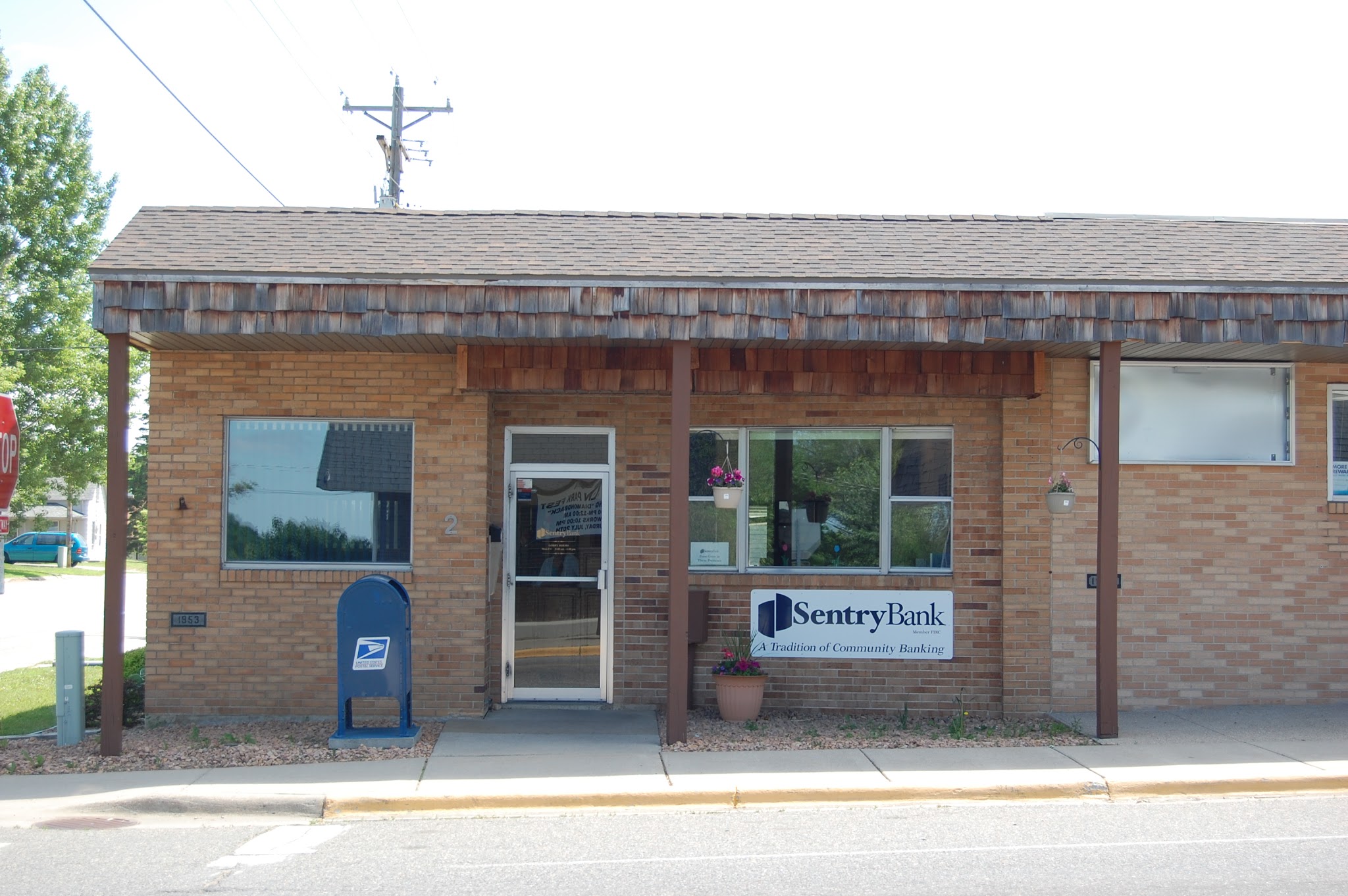 Sentry Bank 01