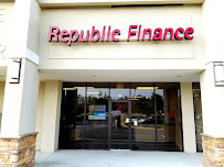 Republic Finance 01